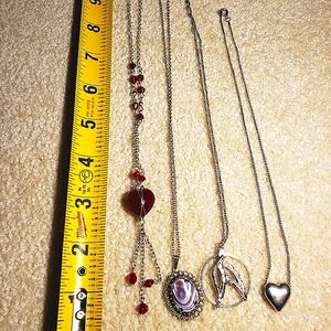 Bundle of 4 necklaces (costume jewelry)